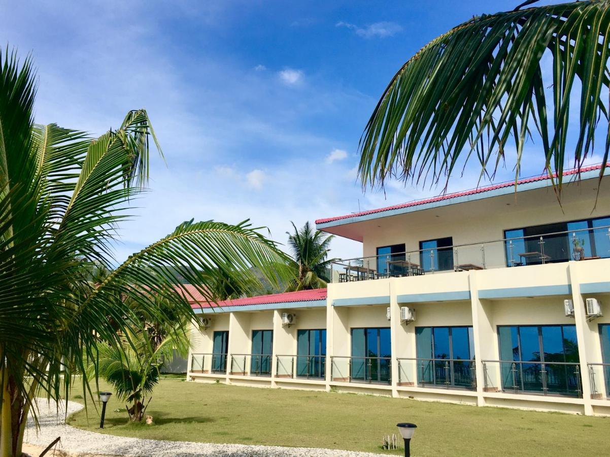 W Golf Resort Oslob Exteriér fotografie