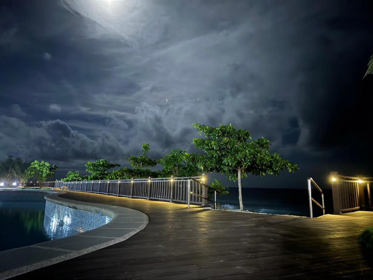 W Golf Resort Oslob Exteriér fotografie