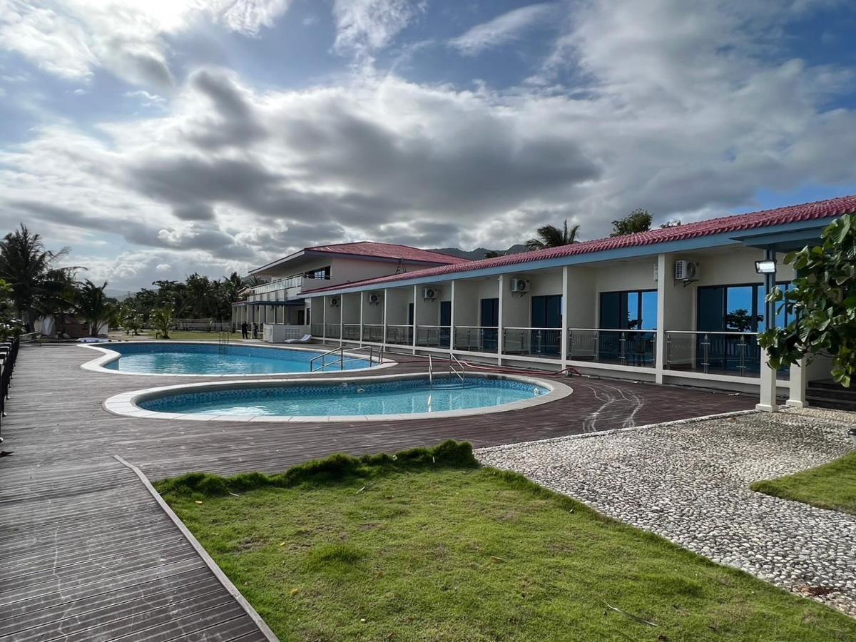 W Golf Resort Oslob Exteriér fotografie