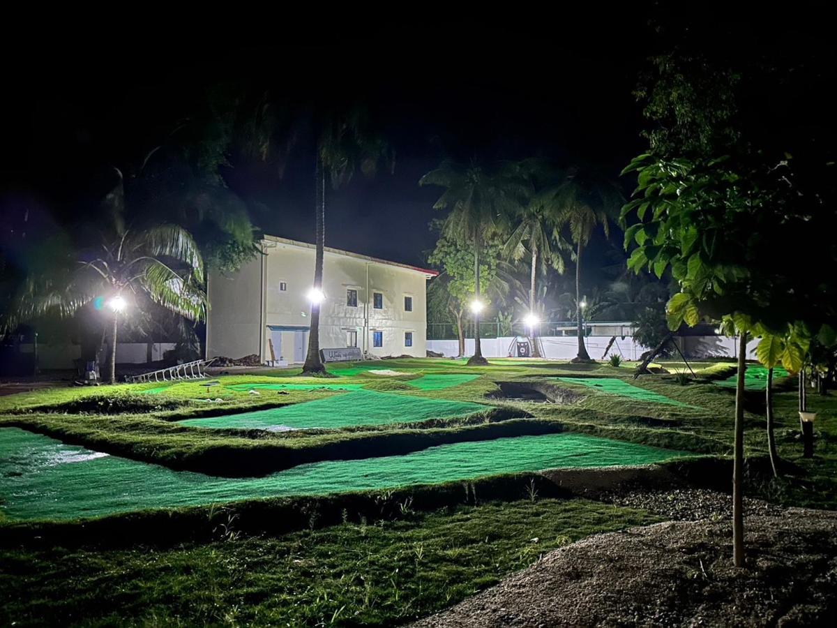 W Golf Resort Oslob Exteriér fotografie
