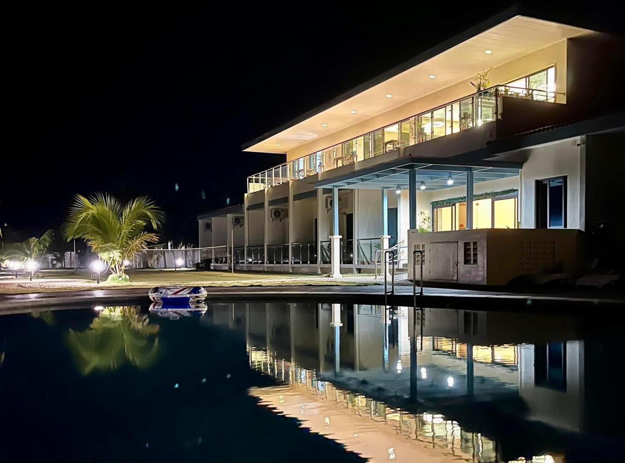 W Golf Resort Oslob Exteriér fotografie
